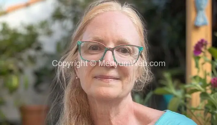 Şiran Güdül Medyum Sare